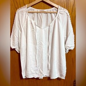 Retrology white sleeve‎ detail sz 1XL top